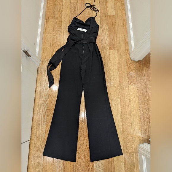 10. NWT ALICE & OLIVIA PRIMROSE DRAPED SATIN-CREPE HALTERNECK JUMPSUIT - Picture 6 of 7
